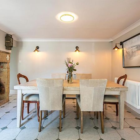 The Belle - A Lovingly Converted Grade II Listed Home From Home In Bakewell Bagian luar foto