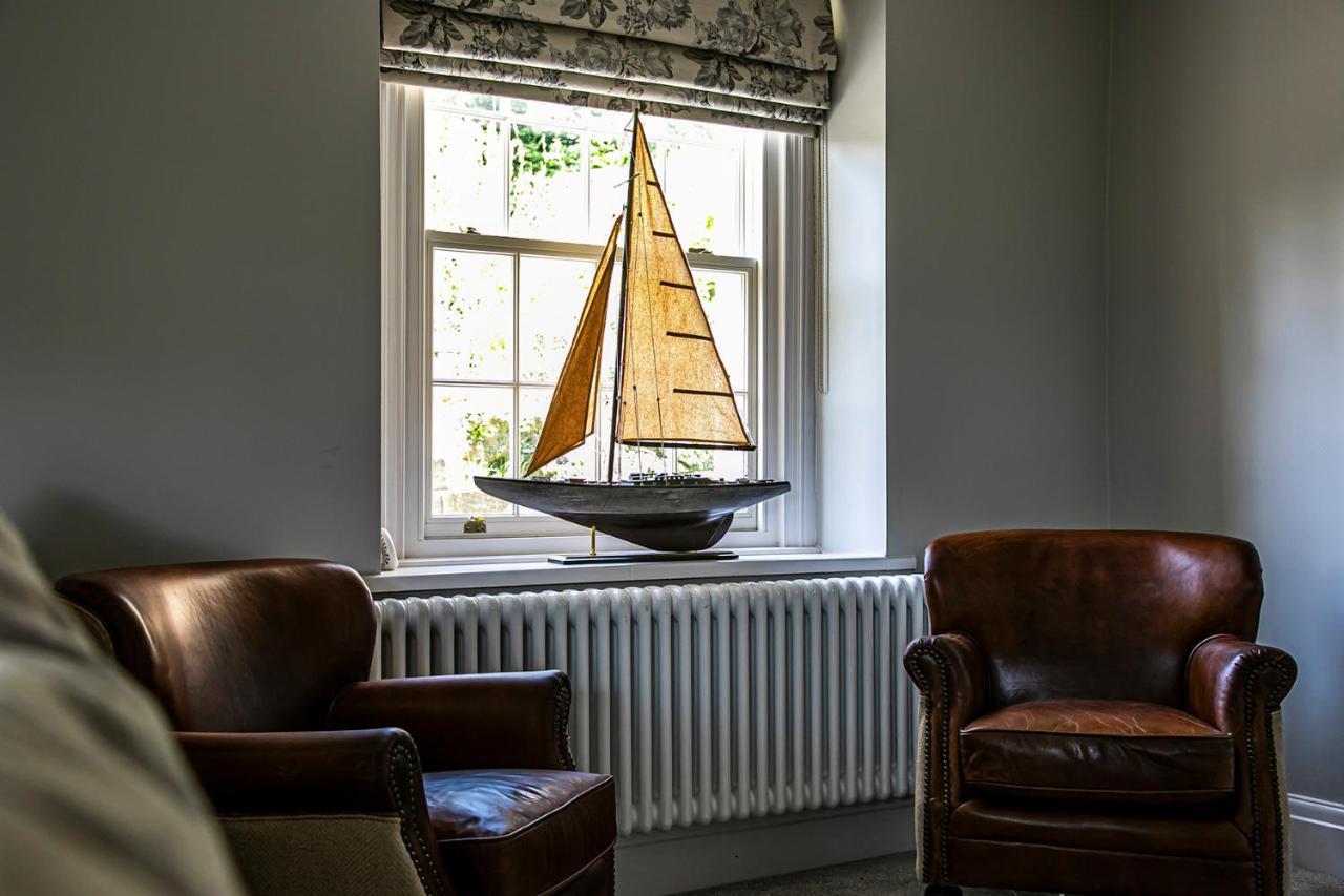 The Belle - A Lovingly Converted Grade II Listed Home From Home In Bakewell Bagian luar foto