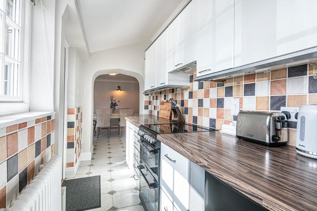 The Belle - A Lovingly Converted Grade II Listed Home From Home In Bakewell Bagian luar foto